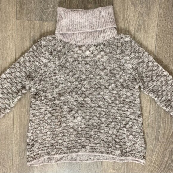 One Grey Day Sweater Mohair Wool Turtleneck Lightweight Pullover Size Small - Picture 6 of 16